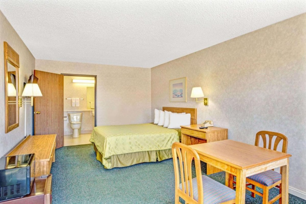 Days Inn by Wyndham Carson City